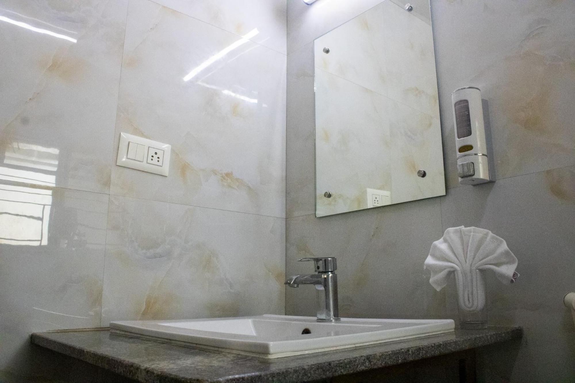 Mystic Hotel Koramangala Bengaluru Kültér fotó